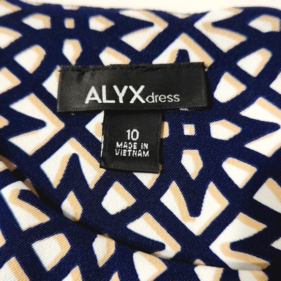 Alyx Sleeveless Geometric Design  Knee Length Shift Dress Size 10 - Picture 6 of 9